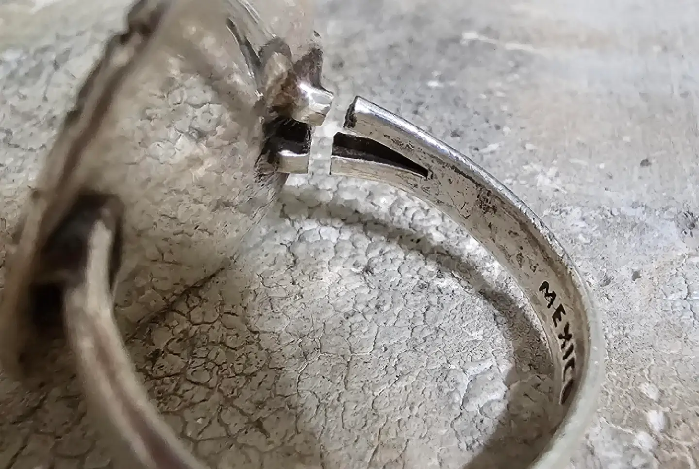 Ring crack and break repair with a jewelry laser welder