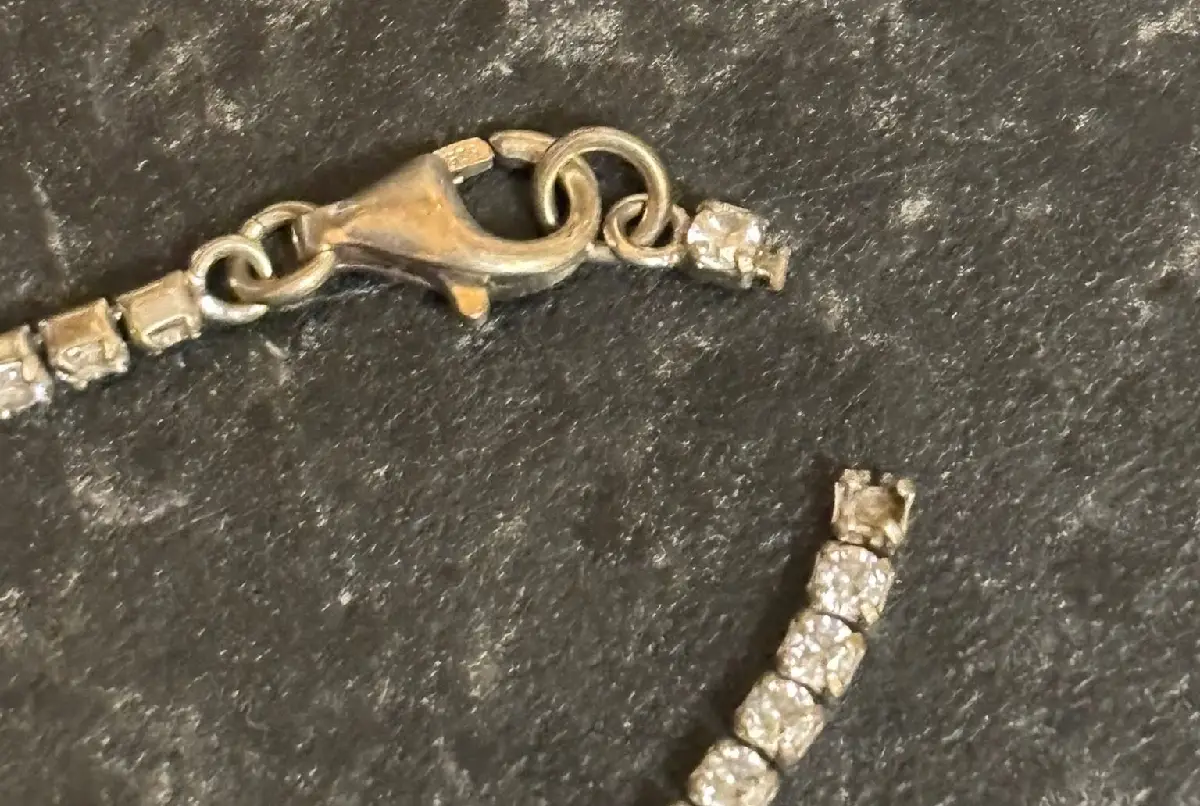 Bracelet clasp and joint repair